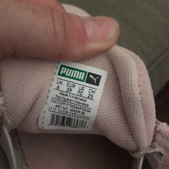 Puma sneakers- women - Picture 5 of 5